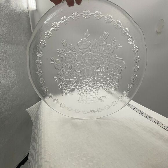 Glass Etched Flower Basket Serving Cake Tray - Picture 9 of 10